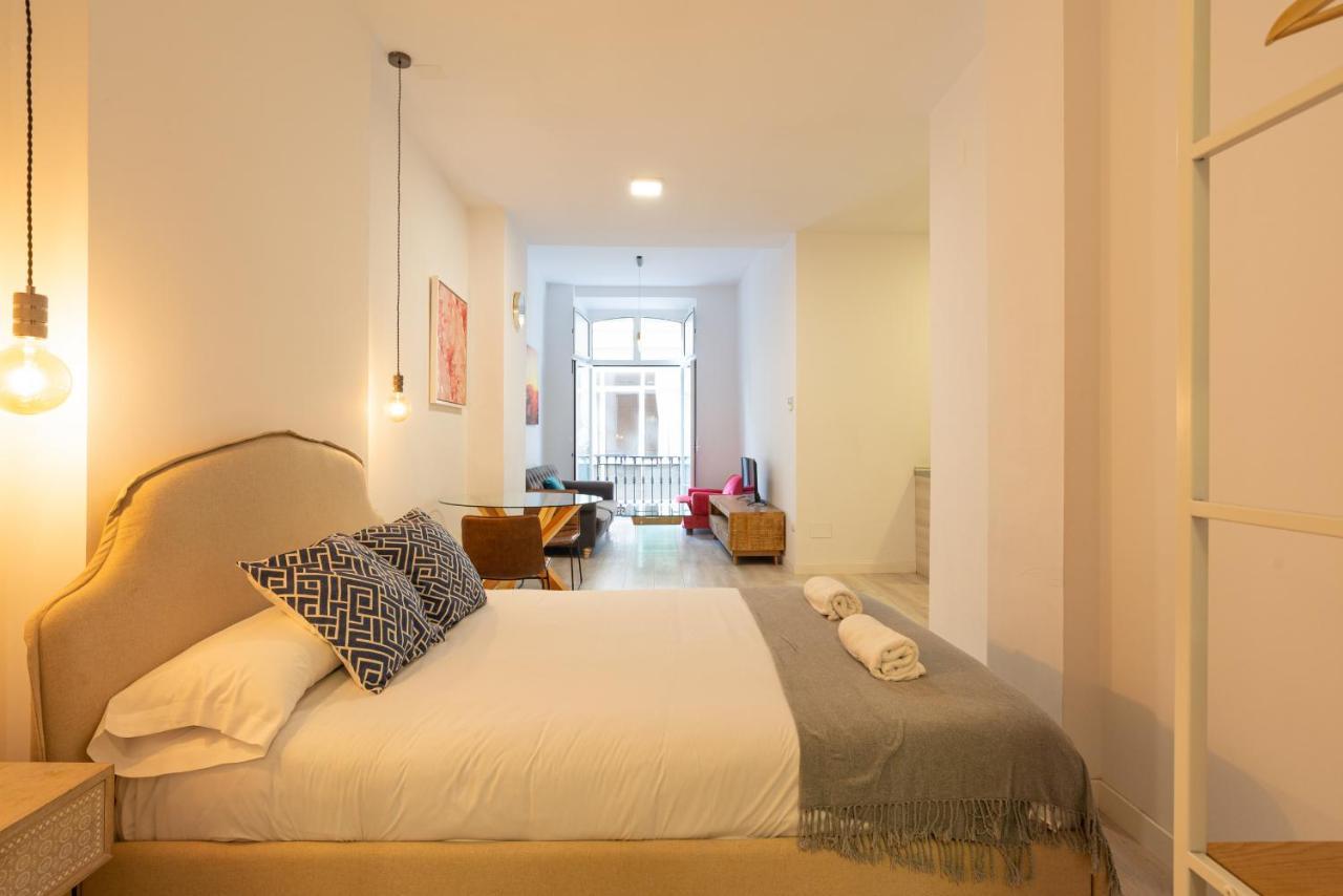 Urbe10 Plaza De La Constucion Premium Loft Apartment Malaga Ngoại thất bức ảnh